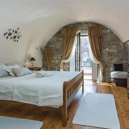 Two-bedroom In Holiday home *